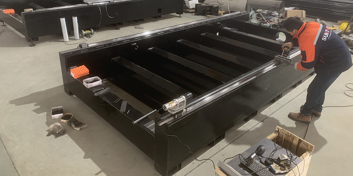 Dual exchange platform without enclosed laser cutting machine tool-Suntop