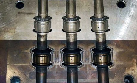 Application of laser cleaning on various molds.jpg