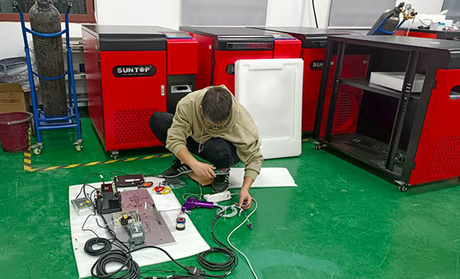 Suntop Laser Engineer Successfully Resolves Issues for Spanish Welding Machine Client via Video Call.jpg
