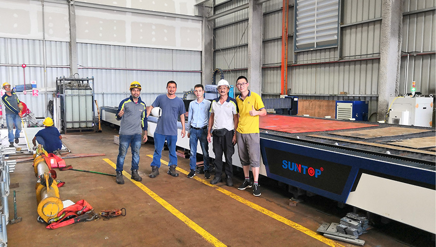 Big cutting size customized laser cutting machine be installed in Singapore site1-Suntop