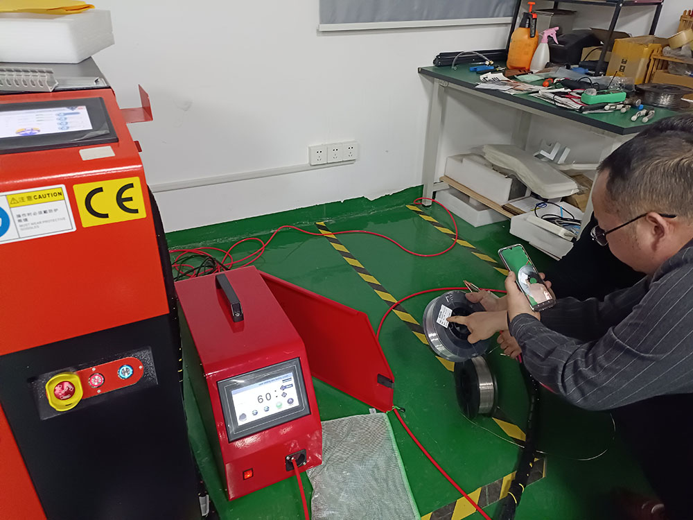  SUNTOP Conducts Live Laser Welding Test for French Client