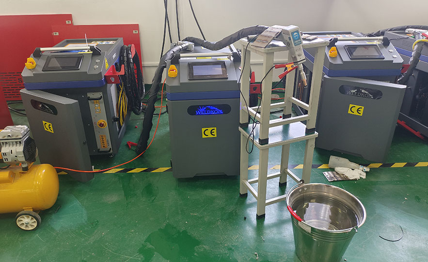 Four Custom 2000W Handheld Laser Welders Shipped to Spanish Client-Suntop