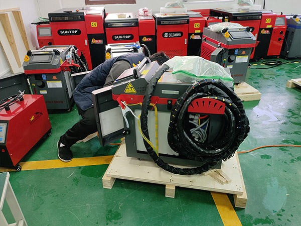 SUNTOP Successfully Delivers 8 Customized 1500W Handheld Laser Welding Machines to Spanish Client-5