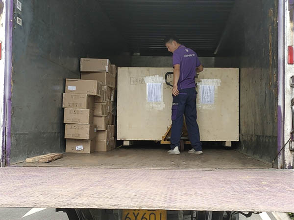 Customized CO2 Laser Cutting and Engraving Machine for South African Client Successfully Shipped-7