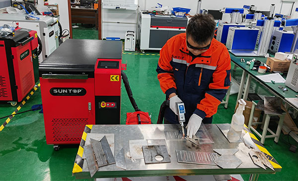 Turkish Customer Successfully Purchased 3 Suntop Handheld Laser Welding Machines, Delivery Preparation Successfully Completed