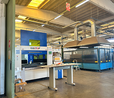 Italian customer purchased laser cutting machine again and trained successfully site5-Suntop