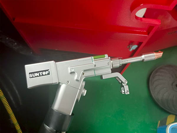 3000W Handheld Laser Welding Machine Delivered to German Customer with High Satisfaction-4