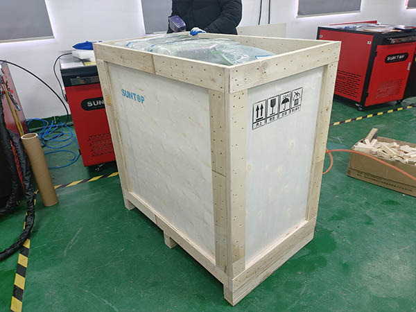 Successful Shipment of 1500W 5-in-1 Handheld Laser Welder to Italian Customer
