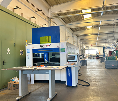 Italian customer purchased laser cutting machine again and trained successfully site3-Suntop