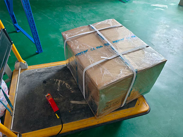 Custom Handheld Laser Marking Machine Shipped to Spain-Pack8