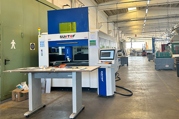Successful Deployment Italian Customer Laser Cutting Machine Installation Site Review site3-Suntop