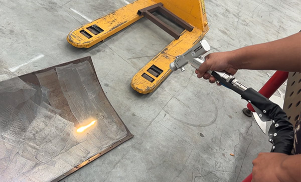 Indonesian Customer Purchases Suntop 4-in-1 Handheld Laser Welding Machine-site