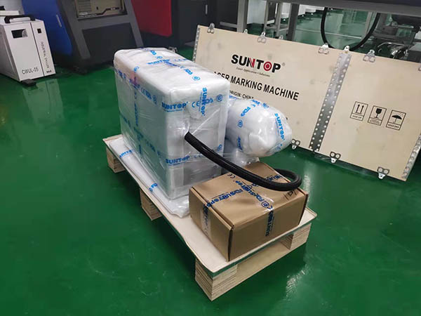 Portable laser marking machine purchased by Colombian customer successfully packed and ready for shipment-2