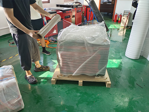 Suntop 1500W 4-in-1 Handheld Laser Welder, rigorously tested and shipped to Italy-pack4