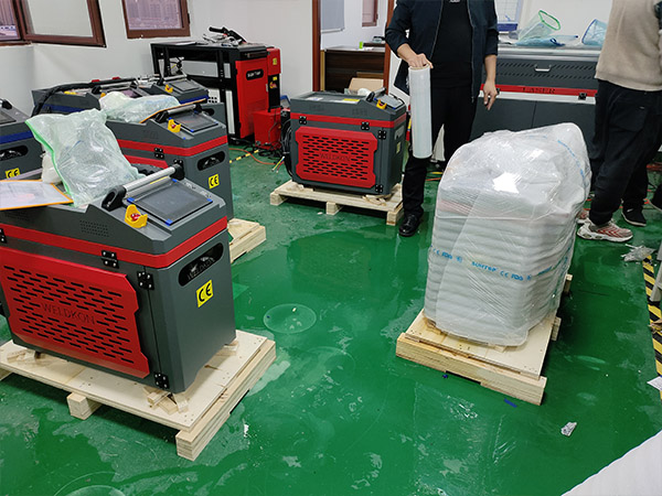 SUNTOP Successfully Delivers 8 Customized 1500W Handheld Laser Welding Machines to Spanish Client-6