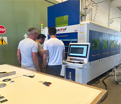 Italian customer purchased laser cutting machine again and trained successfully site6-Suntop