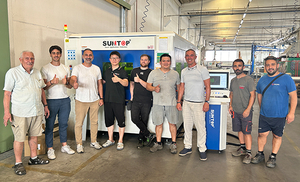 Italian customer purchased laser cutting machine again and trained successfully-Suntop.jpg