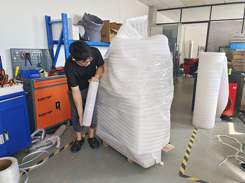 Suntop Cabinet Fiber Laser Marking Machine with D200 Rotary Axis Shipped to Shanghai-7