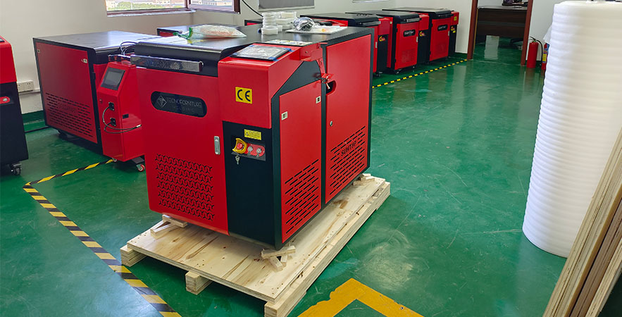 Custom 3000W Handheld Laser Cleaning Machine Shipped to Italy-Suntop