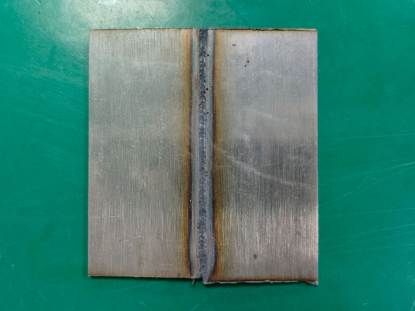 Comparative test of 3mm stainless steel welding performance between the Raycus 1200W and RECI 1200W lasers sample