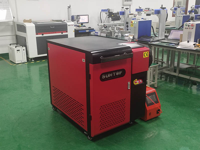 Handheld laser welding machine shipped to customer in Turkey site