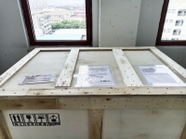 Custom 3000W Handheld Laser Cleaning Machine Shipped to Italy Pack-11