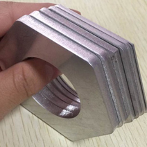 cutting metal materials-aluminum