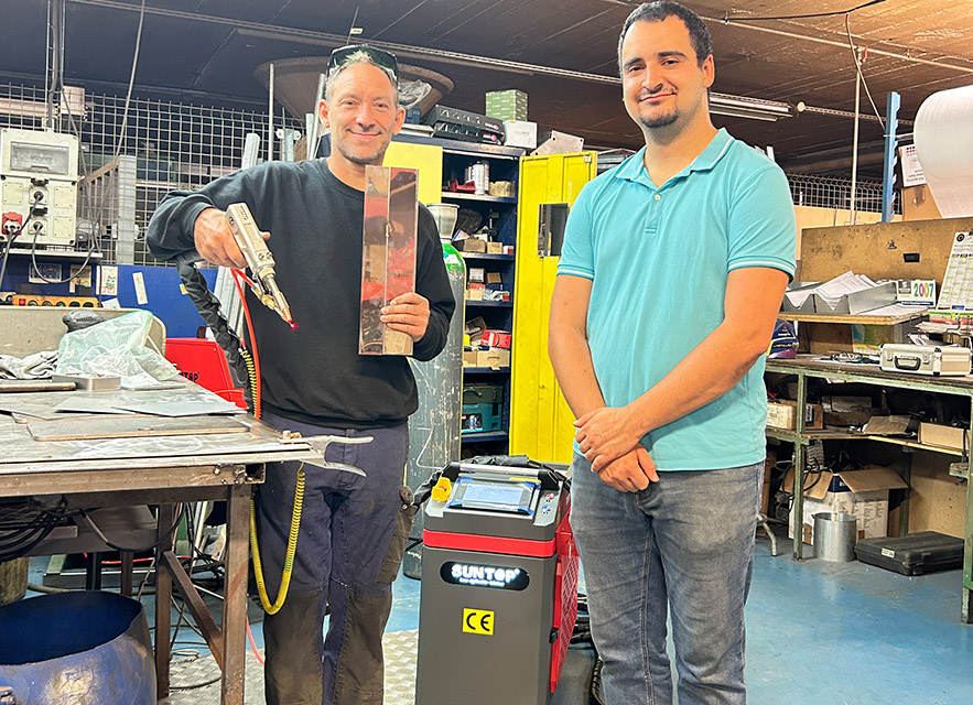 Suntop Engineers Successfully Train French Client on 1500W Laser Welder, Ensuring Satisfaction and Future Collaboration-customer
