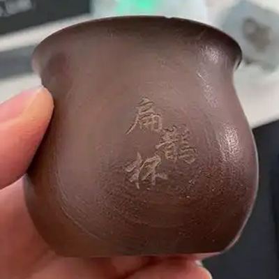 Can UV laser marking machine hit ceramic water cup