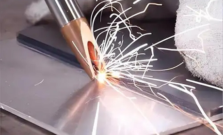 Preferred Sheet Metal Fabrication Solution – Handheld Laser Welder for Better Metal Welding Quality.jpg