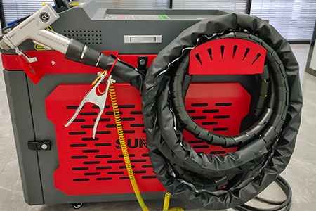 Solder connection fiber