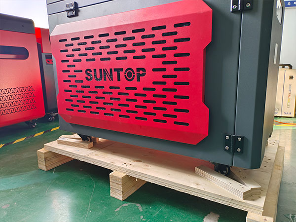 SUNTOP High-Stability 2000W 4-in-1 Laser Welders Shipment to Italy-4