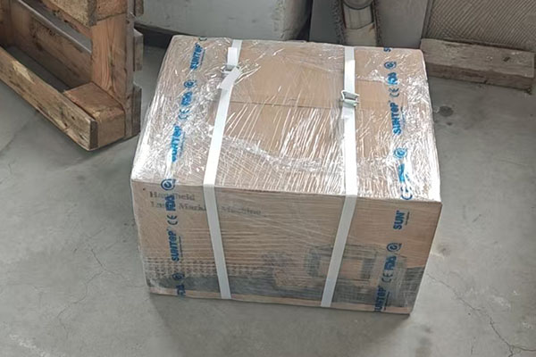SUNTOP Upgraded Distance Sensing Handheld Laser Marker Shipped to Italy-4